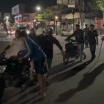 Petugas Gabungan saat mengalahkan pelanggan lalu lintas. (Ist).
