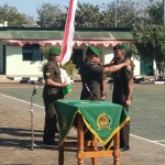 Danrem 082/CPYJ Kolonel Arm Ruly Chandrayadi saat mengukuhkan Letkol Inf Viliala Romadhon sebagai Dandim 0811/Tuban.