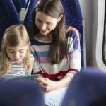 Kenyamanan wanita dan anak-anak dalam gerbong kereta. foto: repro mirror.co.uk