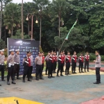 Wakapolres Kediri Kota, Kompol Yanuar Rizal Ardianto, saat memberi arahan sebelum acara. Foto: Ist