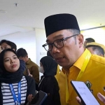 Gubernur Jawa Barat Ridwan Kamil atau Kang Emil saat ditemui di kantor DPP Golkar Jakarta Barat, Minggu (4/6/2023). (KOMPAS.com/ADHYASTA DIRGANTARA)