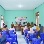 Tri Astuti saat menghadiri Musdes Magersari