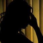 Derita perempuan yang dipaksa mengulum. foto: mirror.co.uk
