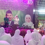 Khofifah saat mengenalkan Gus Habib di hadapan kader Muslimat Sidoarjo.