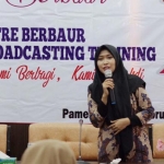 Nayla Baddrut Tamam saat membuka Sound on Broadcasting Training.