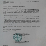 Inilah surat Gus Dur kepada Muhaimin Iskandar yang ditunjukkan Ahmad Arizal kepada wartawan, Senin (23/8/2021). Foto: bangsaonline.com