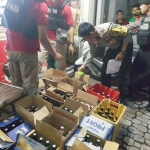 Ratusan miras berbagai merek berhasil disita oleh Personel Polres Lumajang dari dua toko. 