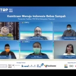 Para pembicara dalam Webinar Kemitraan Menuju Indonesia Bebas Sampah sekaligus peresmian dua fasilitas TPST3R.