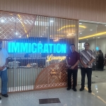 Immigration Lounge yang dibuka oleh Kanwil Kemenkumham Jatim di Icon Mall Gresik