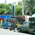 Pedagang sudah menggelar lapak untuk meramaikan haul Sunan Bonang. foto: GUNAWAN/ BANGSAONLINE