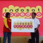 Logo Indosat Ooredoo saat dilauching. foto: rusmiyanto/BANGSAONLINE