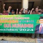Para perwakilan peternak di Kabupaten Madiun saat mendeklarasikan dukungan kepada Gus Muhaimin sebagai presiden pada Pemilu 2024. Foto: HENDRO SUHARTONO/BANGSAONLINE
