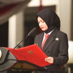 Wali Kota Kediri saat memberi sambutan dalam peringatan Hari Pahlawan 2025. Foto: Ist