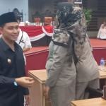 Gus Barra saat menghadiri rapat paripurna