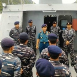 Komandan Guskamla Koarmada II Kolonel Laut (P) Kisdiyanto mengunjungi KPR Terapang. 