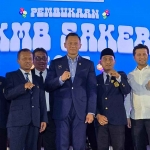 Menko AHY saat menghadiri PKKMB UTM.