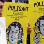 Demo Anti Poligami. foto: TEMPO