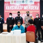 Polresta Sidoarjo menggandeng Pagar Nusa menggelar akselerasi vaksinasi Covid-19 dengan target 2.000 orang, Kamis (23/9/2021) di Bluru Kidul.