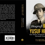 Sampul buku Biografi KH Yusuf Hasyim, Kiai Militer Pengawal Ideologi NKRI Berbasis Pesantren. Foto: bangsaonline