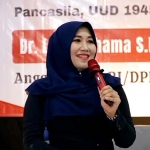 Dr. Lia Istifhama, Anggota DPD RI Dapil Jawa Timur. Foto: Lia for BANGSAONLINE.