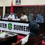 Pemkab Sumenep saat mengikuti pembukaan presentasi IGA kepala daerah secara virtual di kantor bupati.