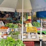 Salah satu pedagang di Pasar Baru Tuban. Foto: Bangsaonline.