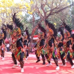 Salah satu atraksi yang memukau pengunjung Festival Tabebuya.