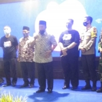 Bupati Fadeli saat sambutan launching Aplikasi Jago Sinau didampingi Kapolres AKBP Harun, Ketua DPRD Lamongan Abdul Ghofur, dan Kadindik Adi Suwito. 