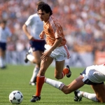 Gerald Vanenburg saat bermain di Belanda. Foto: Ist.