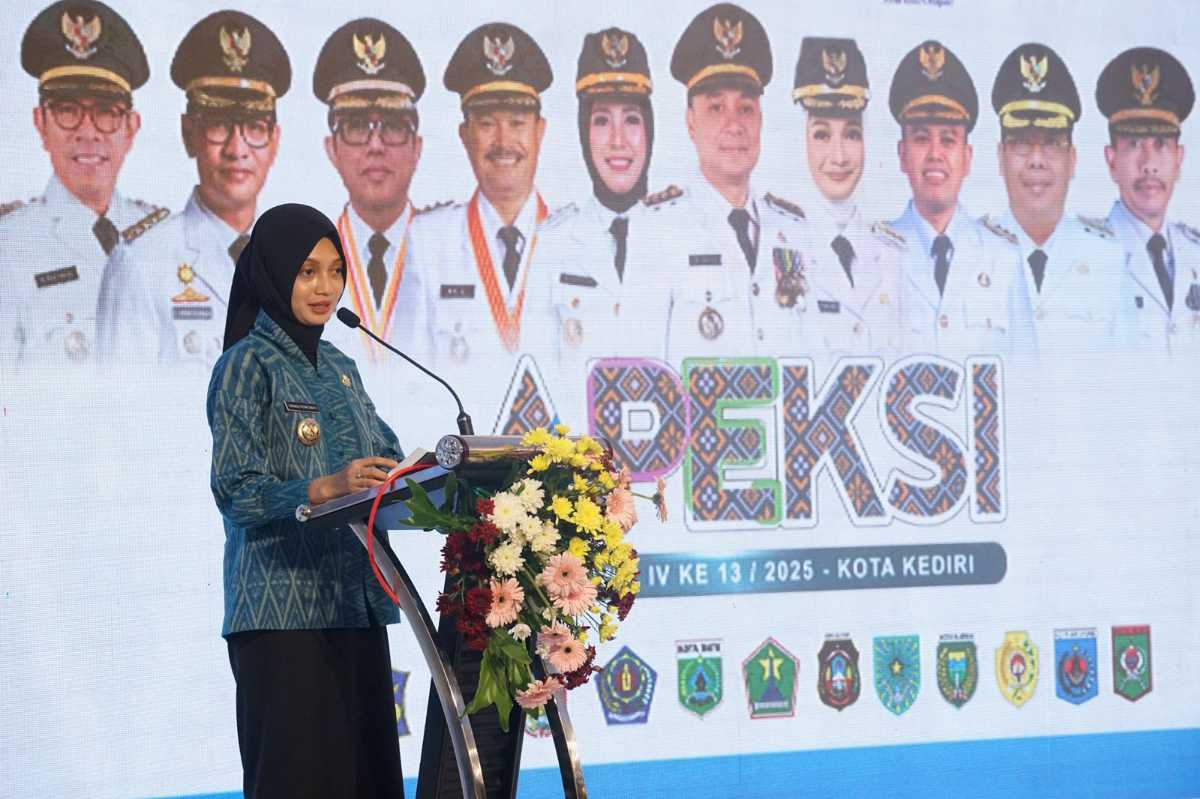 Wali Kota Kediri, Vinanda Prameswati ketika memberi sambutan dalam acara Muskomwil IV Apeksi. (Ist). 