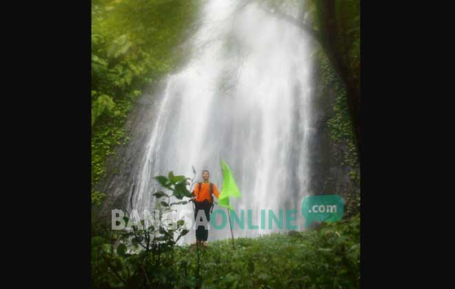 Wisata Air Terjun Coban Unut, salah satu obyek wisata rintisan BKPH Pace. foto: INTAN/ BANGSAONLINE