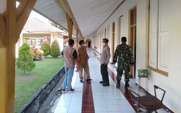 Asrama Mahasiswa PGSD Universitas Negeri Malang di Kota Blitar akan dijadikan rumah isolasi terpusat. (foto: ist)