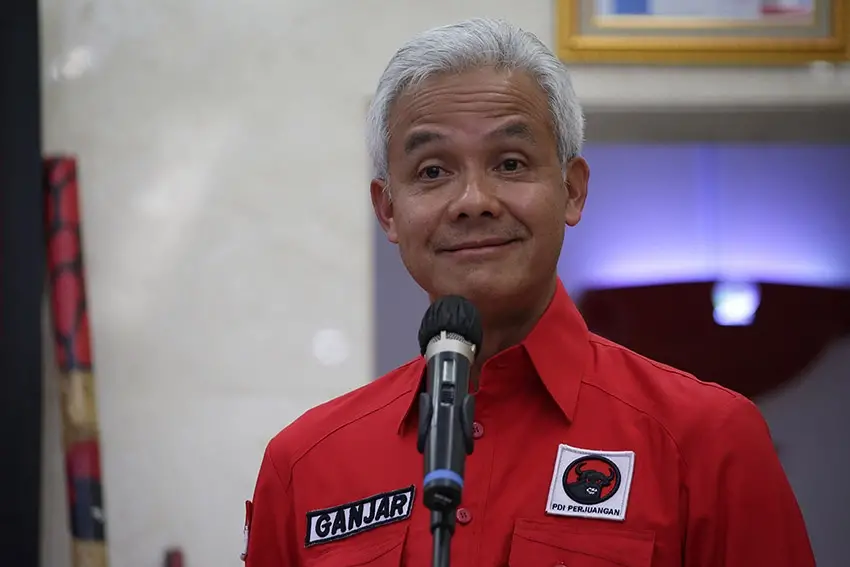 ganjar-pranowo-respons-bem-bersatu-yang-tuduh-tiyo-ardianto-dekat-dengan-purnawirawan-jenderal