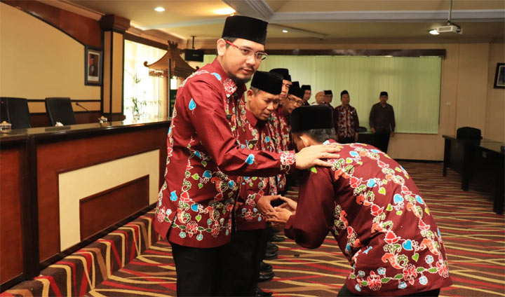 Plt. Wali Kota Pasuruan Raharto Teno Prasetyo melepas 41 Kafilah MTQ untuk mengikuti Musabaqoh Tilawatil Qur’an (MTQ) ke XXVIII Tingkat Provinsi Jawa Timur di Tuban.