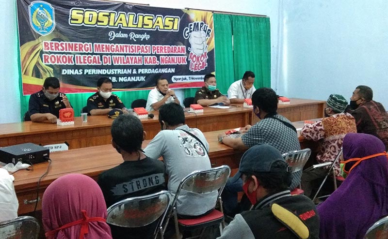Berantas Peredaran Rokok Ilegal, Disperindag Nganjuk Gencarkan Sosialisasi