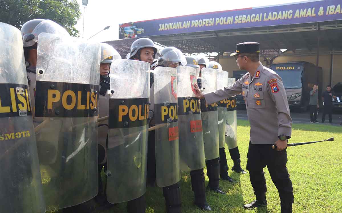 Kapolres Mojokerto Kota saat memimpin giat.