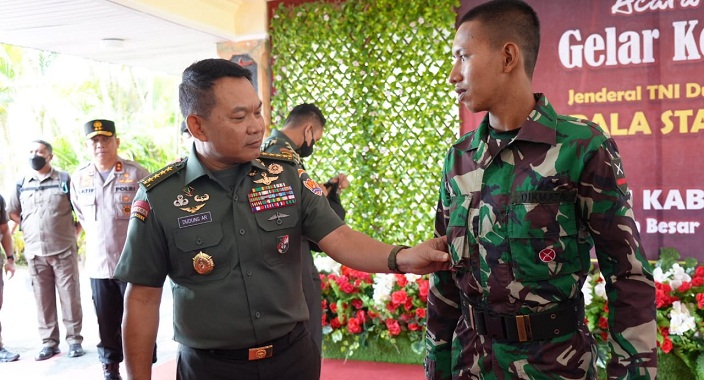 

KASAD Jenderal TNI Dudung Abdurachman, S.E saat bertemu Henz Songjanan.