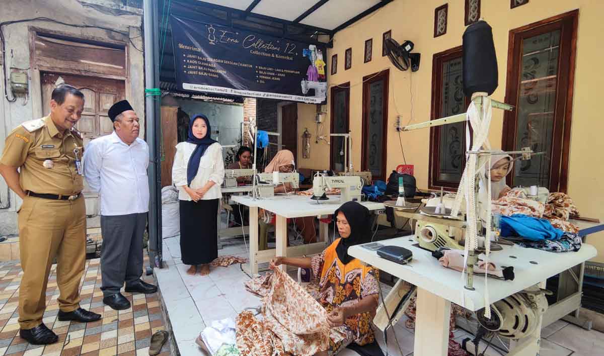 Wabup Jombang Pastikan Seragam Gratis SD-SMP Tanpa Pungli