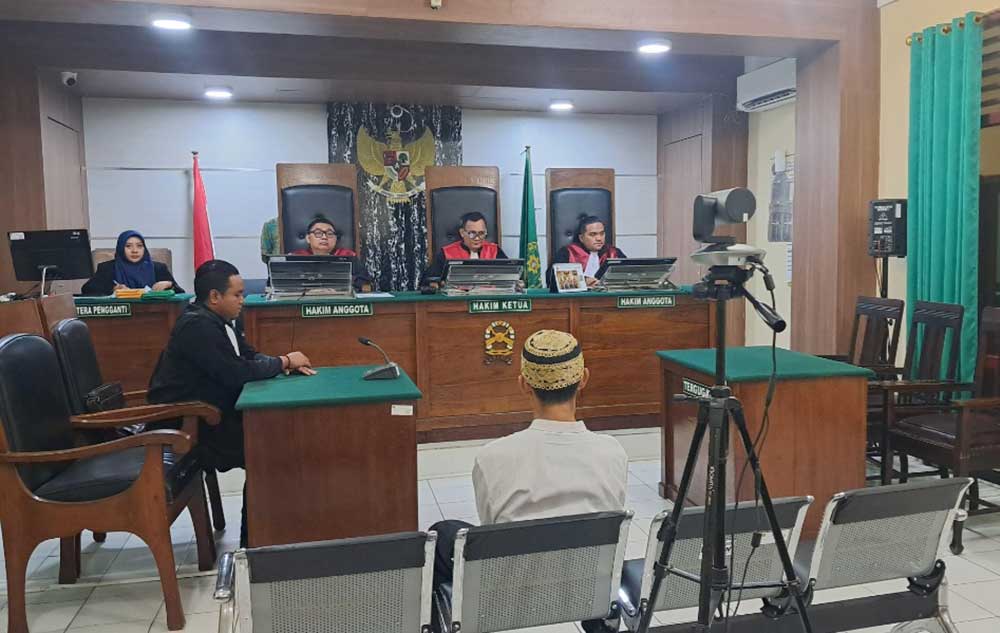 Hakim PN Tuban Vonis Penebang Kayu Jati Milik Perhutani 10 Bulan dan Denda Rp500 Juta