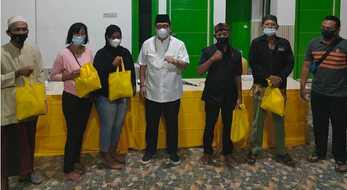 Mayjen TNI (Purn) Istu Hari Subagio, S.E., M.M., Anggota DPRD Jatim Dapil XI saat melaksanakan reses di Dusun Pandanasri, Desa Lambangkuning, Kecamatan Kertosono, Kabupaten Nganjuk. foto: ist.