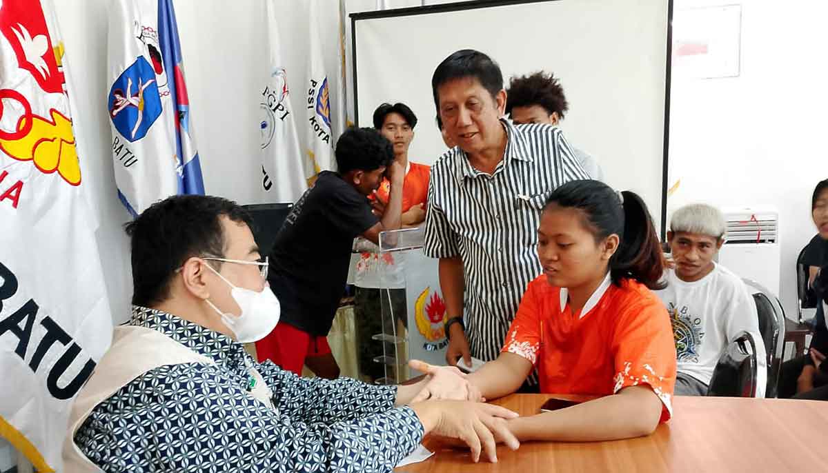Dinkes Kota Batu Periksa Kesehatan Atlet untuk Porprov IX Jatim 2025