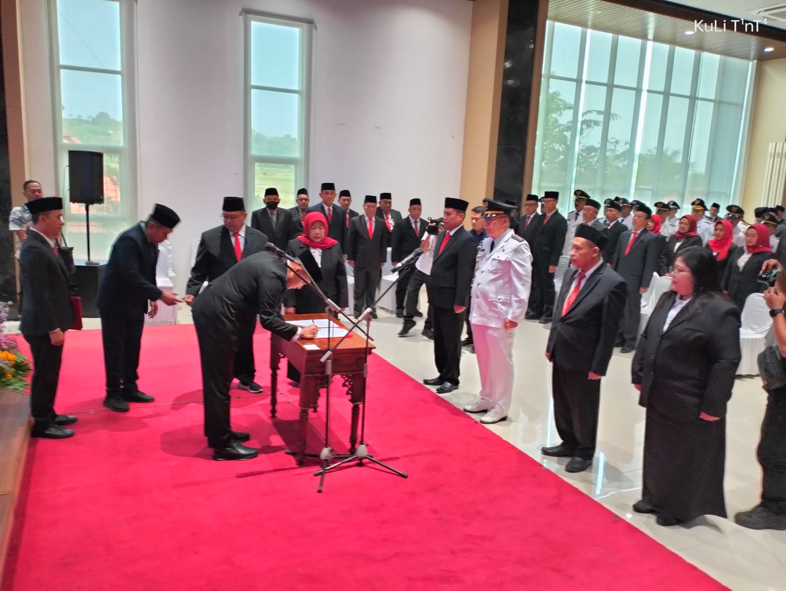 Prosesi mutasi pejabat di Lingkungan Pemkab Pasuruan Tahap I. Foto: Supardi/BANGSAONLINE
