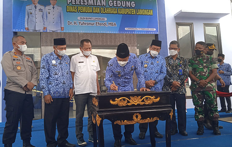 Bupati Lamongan Resmikan Kantor Dispora
