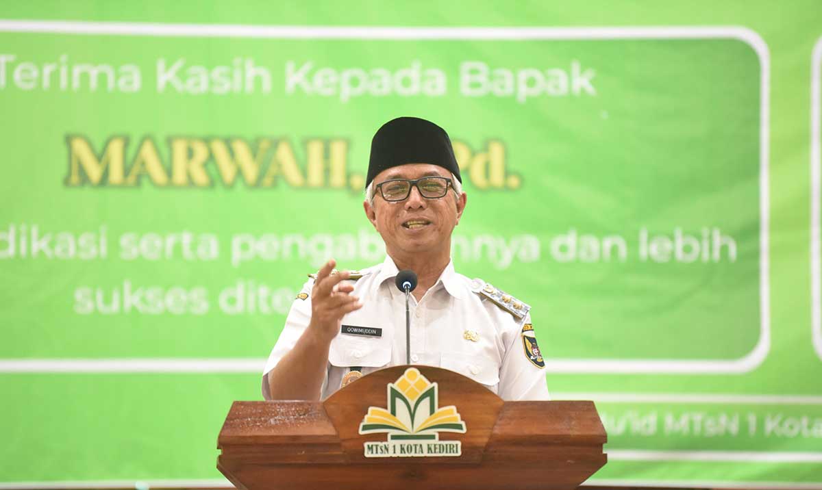 Wakil Wali Kota Kediri saat memberi sambutan. Foto: Ist

