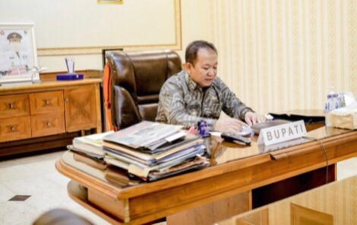 Bupati Jember Hendy Siswanto.