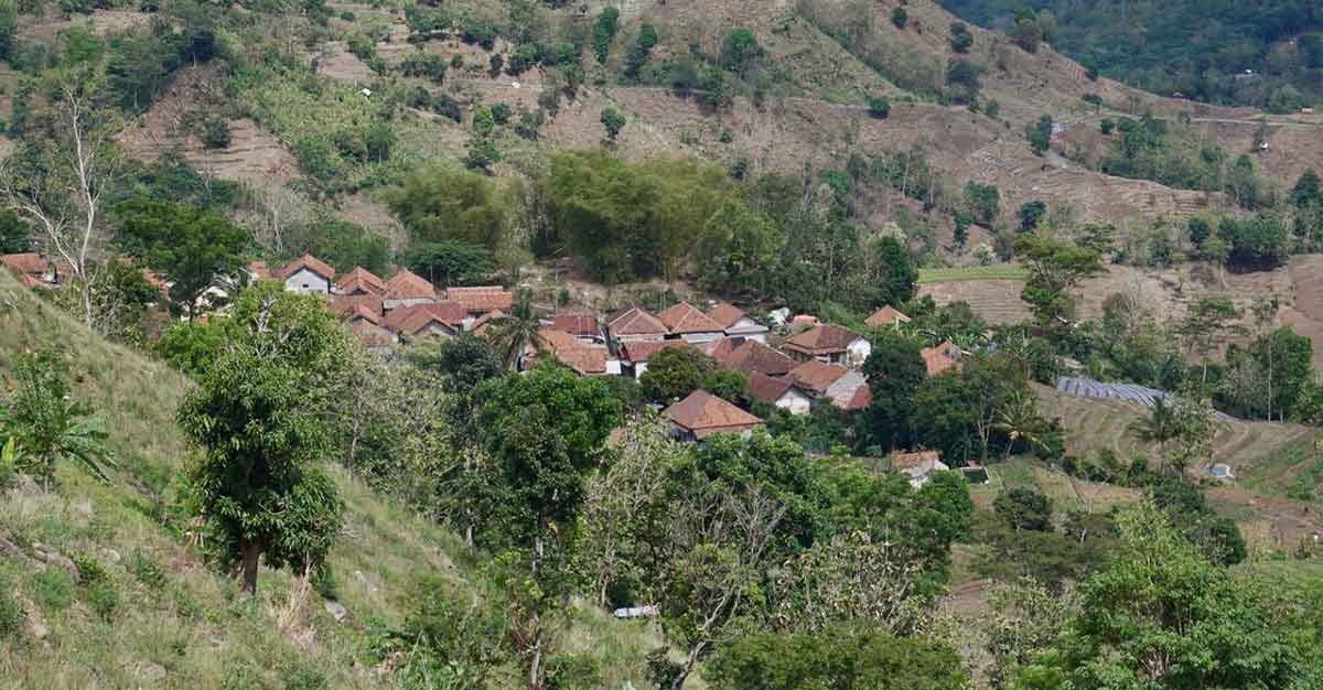 Desa Nunuk Baru, Kecamatan Maja, Kabupaten Majalengka.
