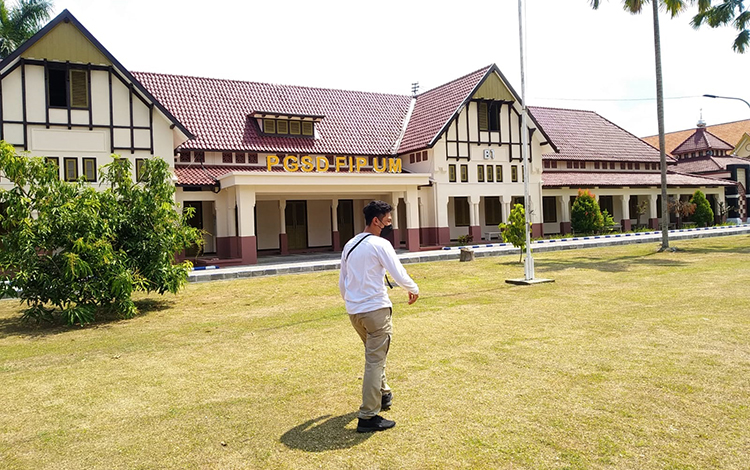 Rumah Isolasi Asrama Mahasiswa PGSD Universitas Negeri Malang, Jalan Ir. Soekarno Kecamatan Kepanjenkidul, Kota Blitar. (foto: ist)