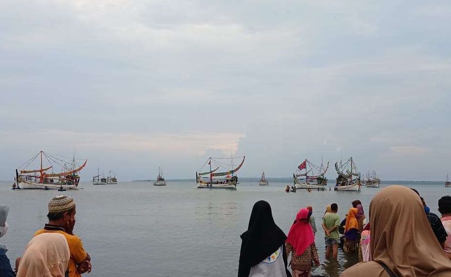 Cuaca Buruk, 7 Kapal Harus Berlindung di Timur Pulau Poteran Sumenep