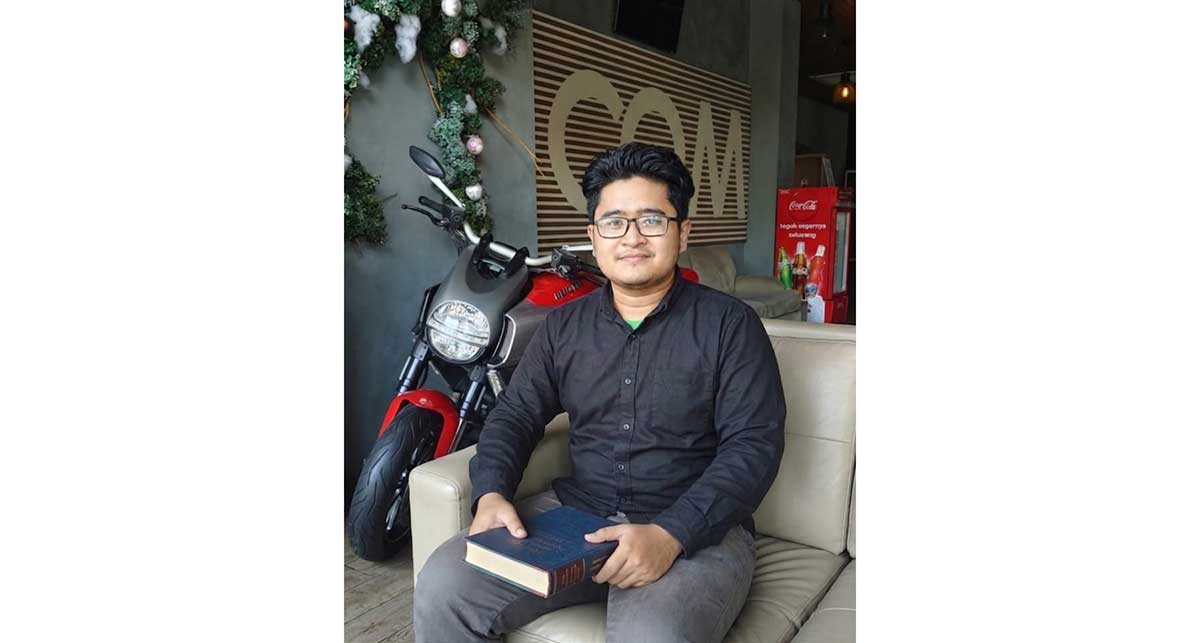 Mahasiswa Program Studi Ekonomi Syariah Fakultas Keislaman Universitas Trunojoyo Madura, Achmad Fatchul Jamil A. Naim,