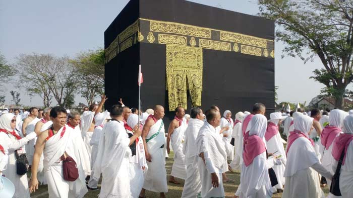 Gandeng Kemenag Tuban, PT Semen Indonesia Bimbing CJH Latihan Haji